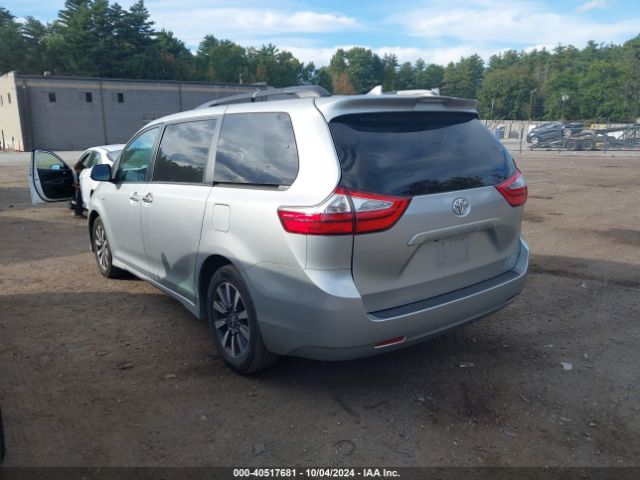 Photo 2 VIN: 5TDDZ3DC7KS227408 - TOYOTA SIENNA 