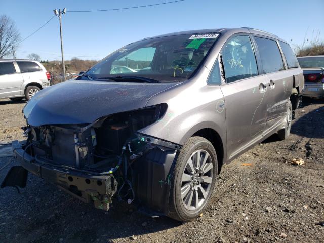 Photo 1 VIN: 5TDDZ3DC7LS242427 - TOYOTA SIENNA XLE 