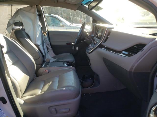 Photo 4 VIN: 5TDDZ3DC8HS149990 - TOYOTA SIENNA XLE 