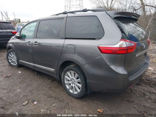 Photo 2 VIN: 5TDDZ3DC8HS157412 - TOYOTA SIENNA 