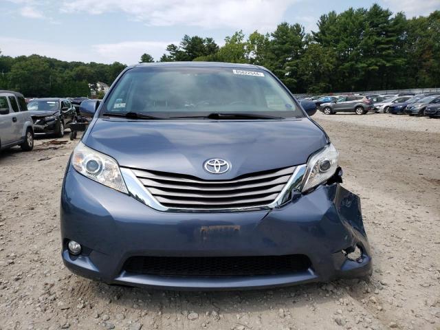 Photo 4 VIN: 5TDDZ3DC8HS162111 - TOYOTA SIENNA XLE 