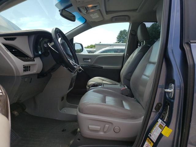 Photo 6 VIN: 5TDDZ3DC8HS162111 - TOYOTA SIENNA XLE 