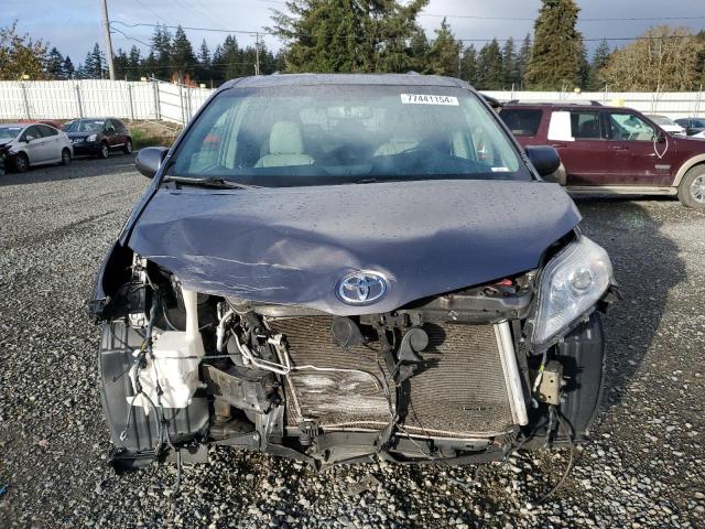 Photo 4 VIN: 5TDDZ3DC8HS166904 - TOYOTA SIENNA XLE 