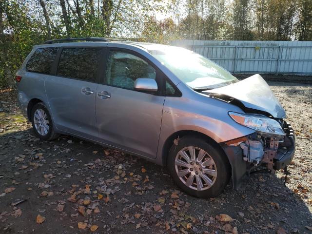 Photo 3 VIN: 5TDDZ3DC8HS182603 - TOYOTA SIENNA XLE 