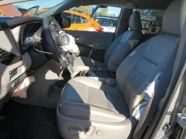 Photo 6 VIN: 5TDDZ3DC8HS182603 - TOYOTA SIENNA XLE 