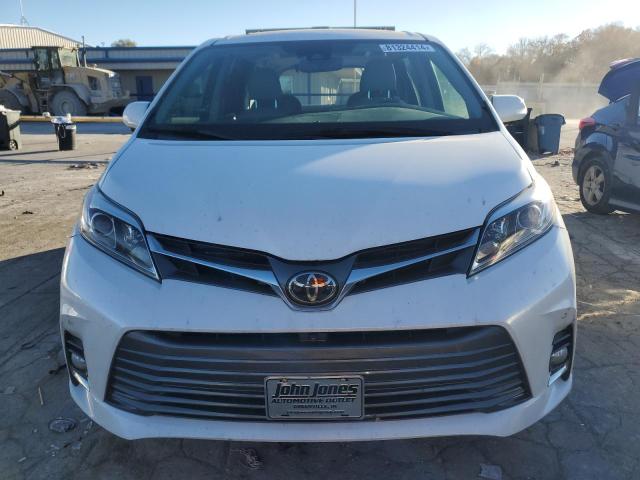 Photo 4 VIN: 5TDDZ3DC8JS203617 - TOYOTA SIENNA XLE 