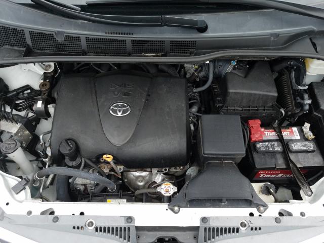 Photo 6 VIN: 5TDDZ3DC8JS203620 - TOYOTA SIENNA XLE 