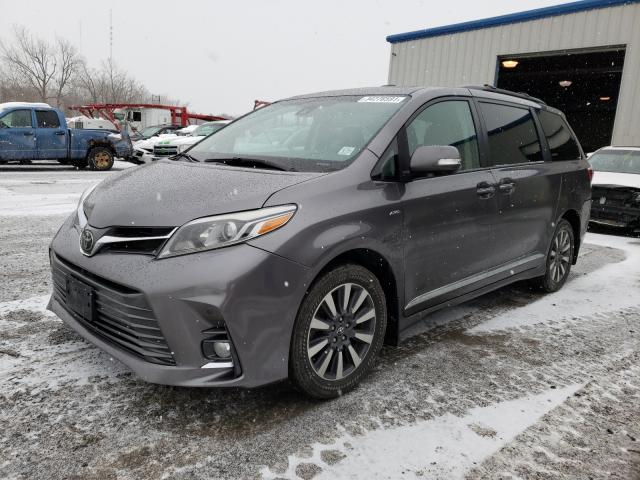 Photo 1 VIN: 5TDDZ3DC8JS209806 - TOYOTA SIENNA XLE 