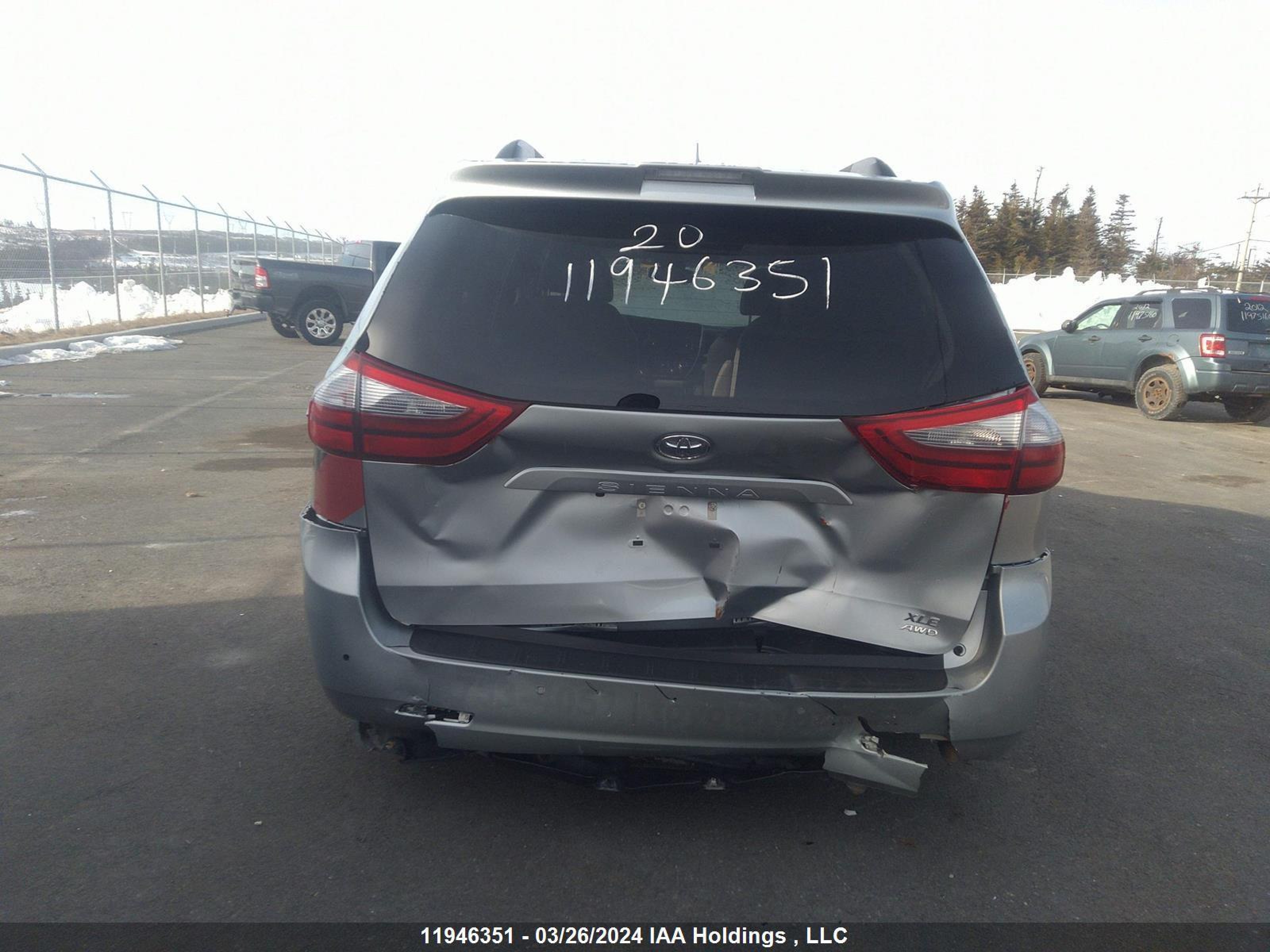 Photo 16 VIN: 5TDDZ3DC8LS229105 - TOYOTA SIENNA 