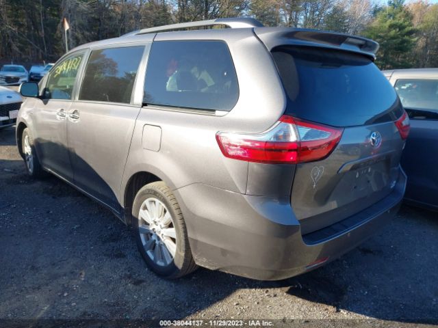 Photo 2 VIN: 5TDDZ3DC9HS154342 - TOYOTA SIENNA 