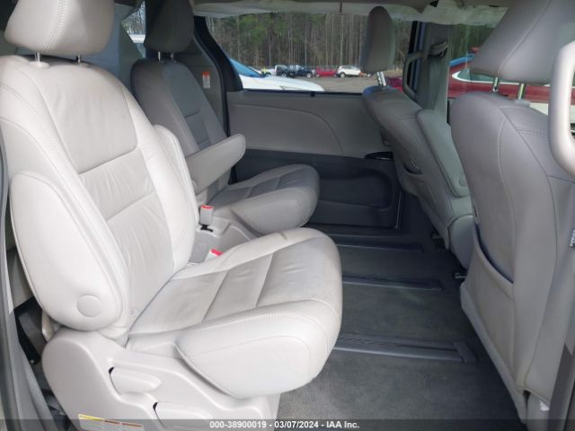 Photo 7 VIN: 5TDDZ3DC9HS163560 - TOYOTA SIENNA 