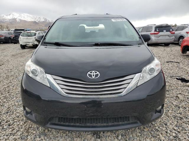 Photo 4 VIN: 5TDDZ3DC9HS165972 - TOYOTA SIENNA XLE 