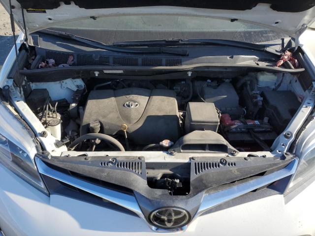 Photo 11 VIN: 5TDDZ3DC9JS196676 - TOYOTA SIENNA XLE 