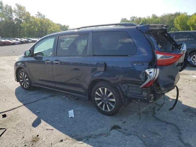 Photo 1 VIN: 5TDDZ3DC9JS202931 - TOYOTA SIENNA XLE 