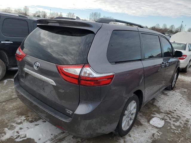 Photo 2 VIN: 5TDDZ3DCXHS172753 - TOYOTA SIENNA XLE 