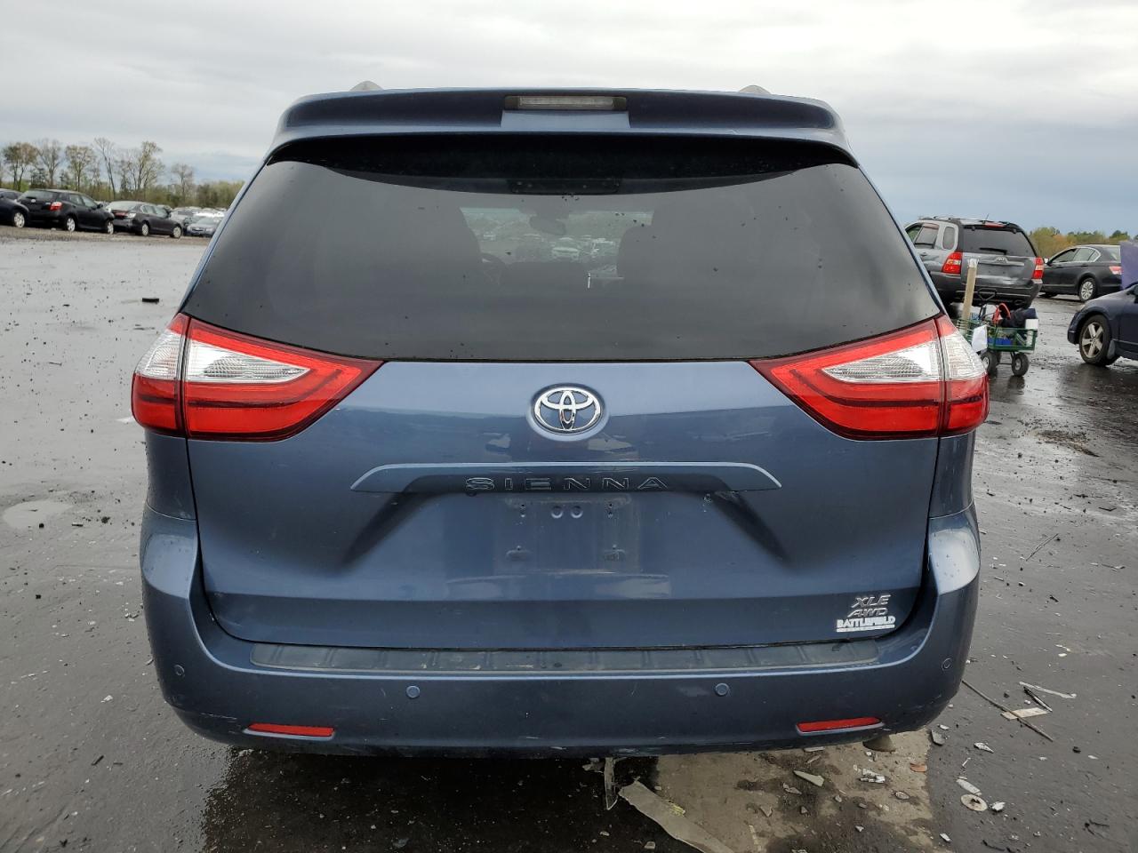 Photo 5 VIN: 5TDDZ3DCXHS176754 - TOYOTA SIENNA 