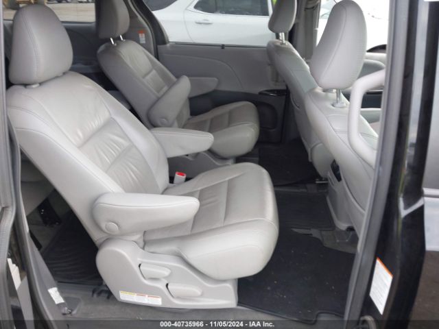 Photo 7 VIN: 5TDDZ3DCXJS195374 - TOYOTA SIENNA 