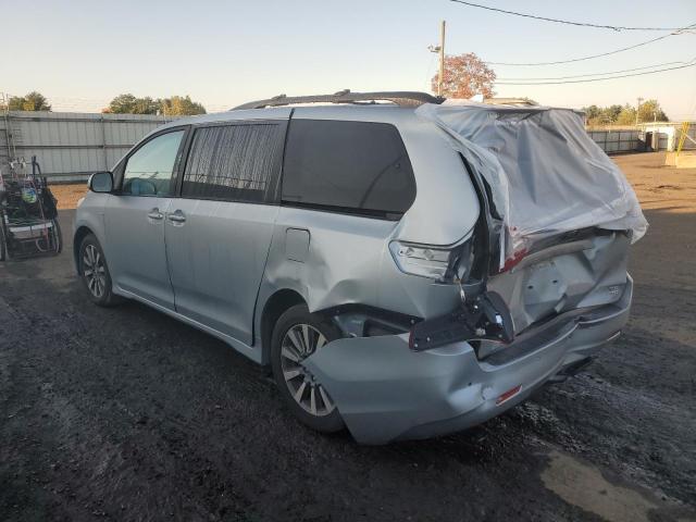 Photo 1 VIN: 5TDDZ3DCXKS227659 - TOYOTA SIENNA XLE 