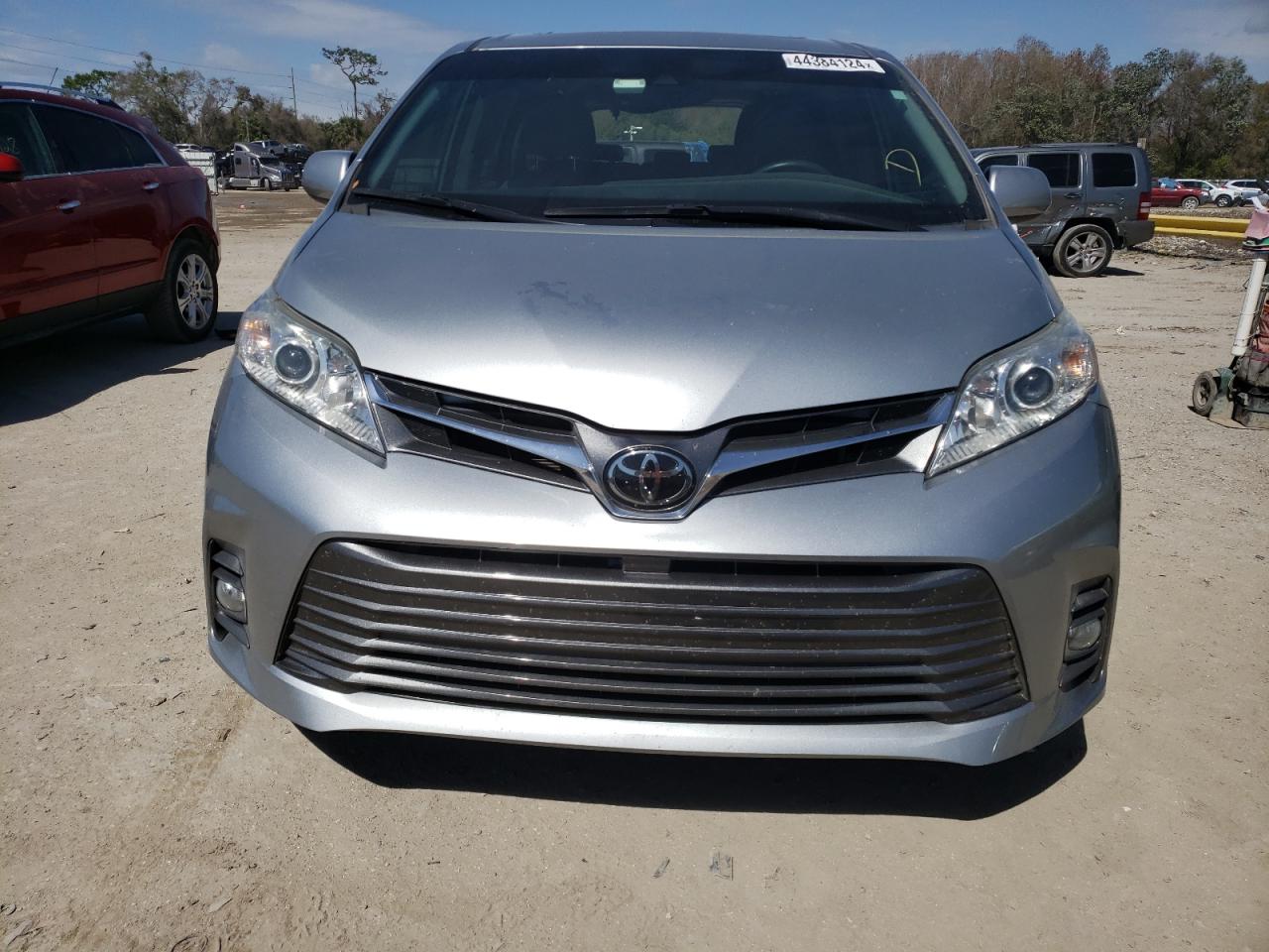 Photo 4 VIN: 5TDDZ3DCXLS238825 - TOYOTA SIENNA 