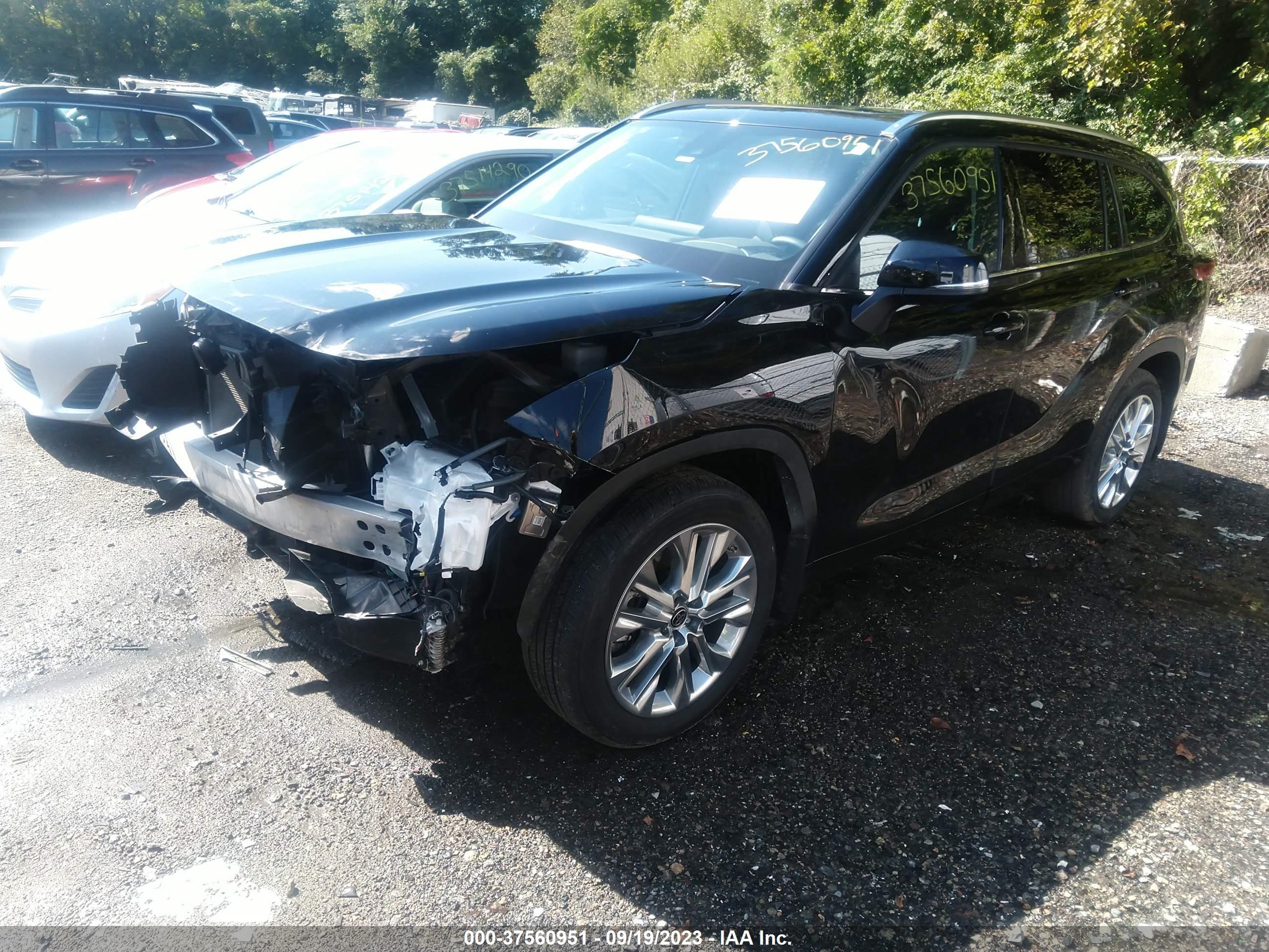 Photo 1 VIN: 5TDDZRBH0NS167848 - TOYOTA HIGHLANDER 