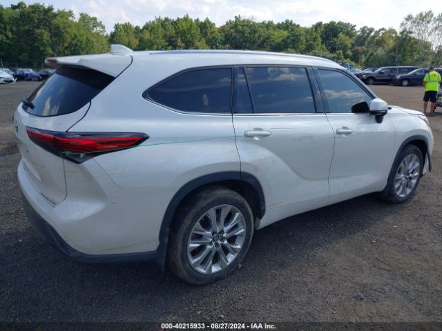 Photo 3 VIN: 5TDDZRBH9MS121739 - TOYOTA HIGHLANDER 