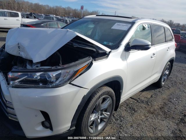 Photo 1 VIN: 5TDDZRFH0JS908942 - TOYOTA HIGHLANDER 