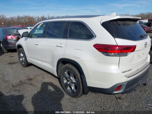 Photo 2 VIN: 5TDDZRFH0JS908942 - TOYOTA HIGHLANDER 