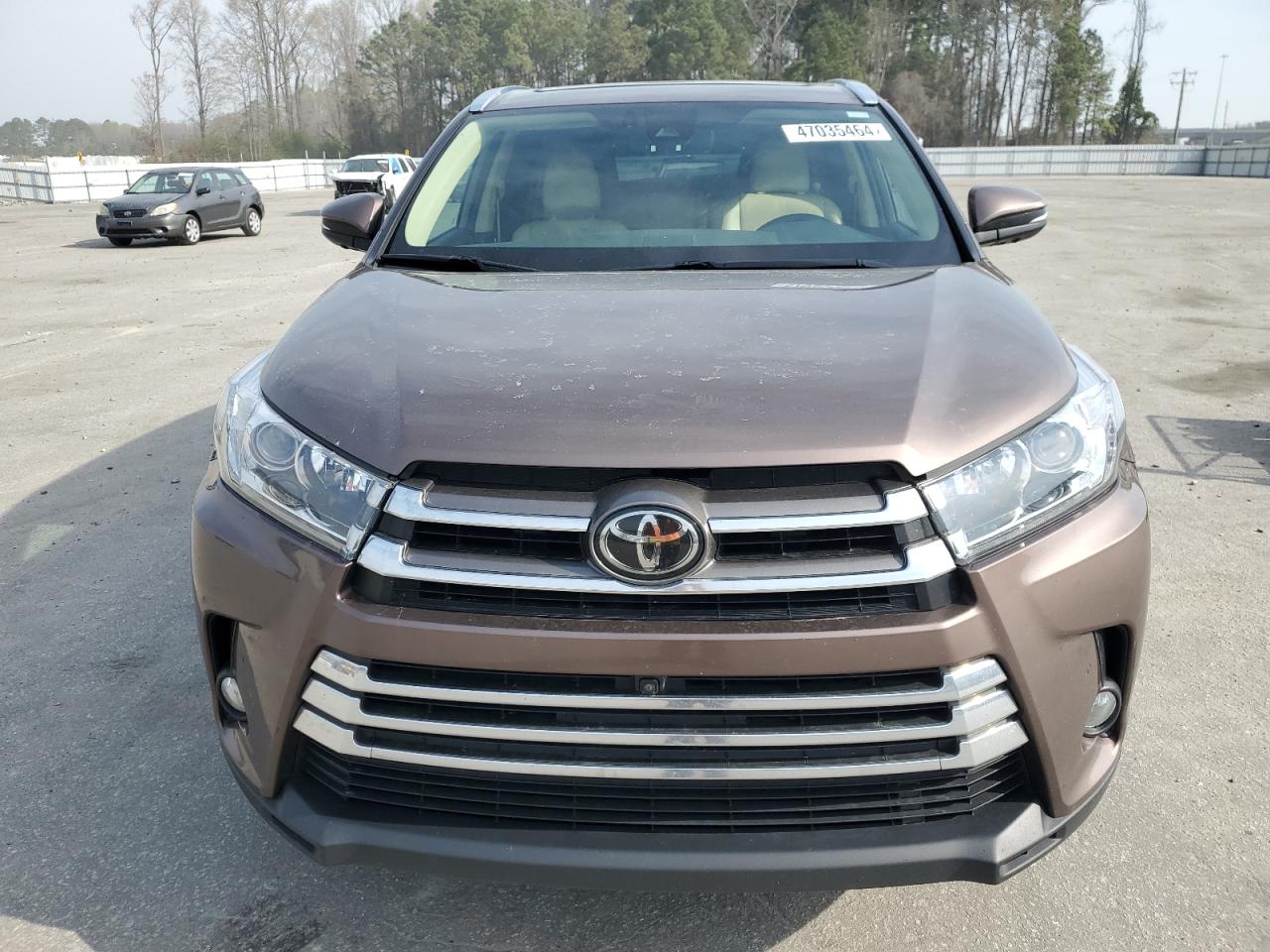 Photo 4 VIN: 5TDDZRFH1JS487863 - TOYOTA HIGHLANDER 