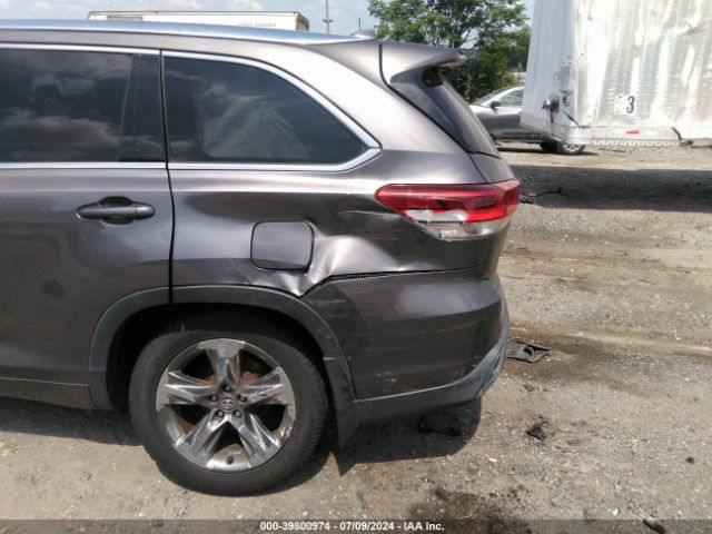 Photo 5 VIN: 5TDDZRFH1JS826301 - TOYOTA HIGHLANDER 