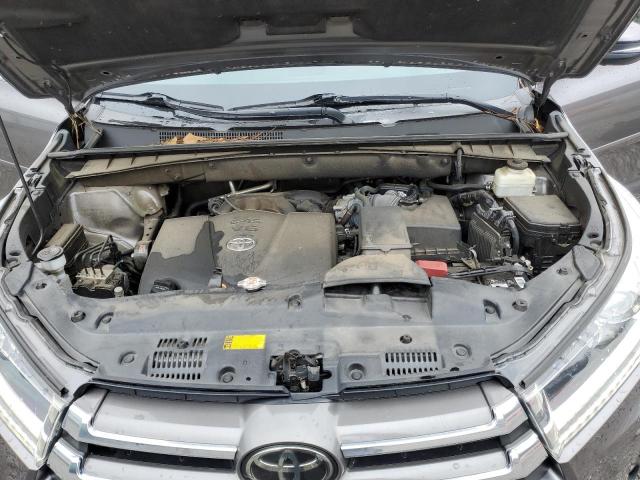 Photo 11 VIN: 5TDDZRFH1JS875014 - TOYOTA HIGHLANDER 