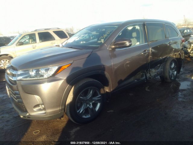 Photo 5 VIN: 5TDDZRFH2JS497561 - TOYOTA HIGHLANDER 