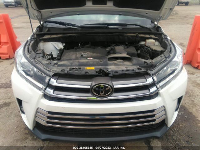 Photo 9 VIN: 5TDDZRFH2JS832141 - TOYOTA HIGHLANDER 