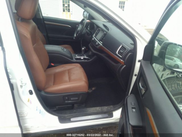 Photo 4 VIN: 5TDDZRFH2JS910191 - TOYOTA HIGHLANDER 