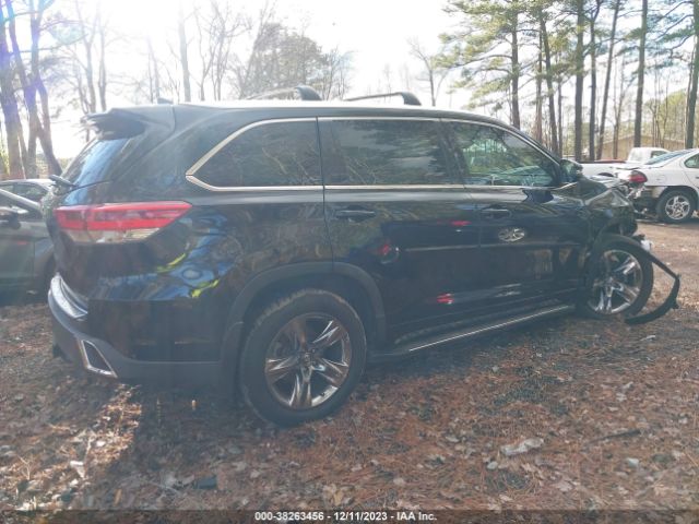 Photo 3 VIN: 5TDDZRFH3JS862507 - TOYOTA HIGHLANDER 