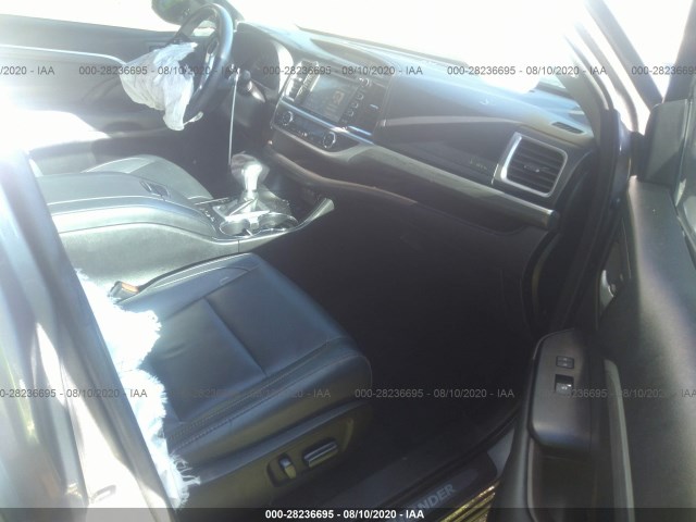 Photo 4 VIN: 5TDDZRFH5HS445089 - TOYOTA HIGHLANDER 