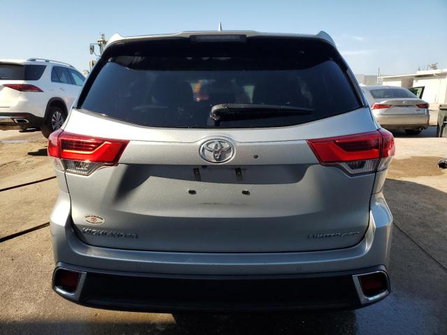 Photo 5 VIN: 5TDDZRFH5JS801207 - TOYOTA HIGHLANDER 