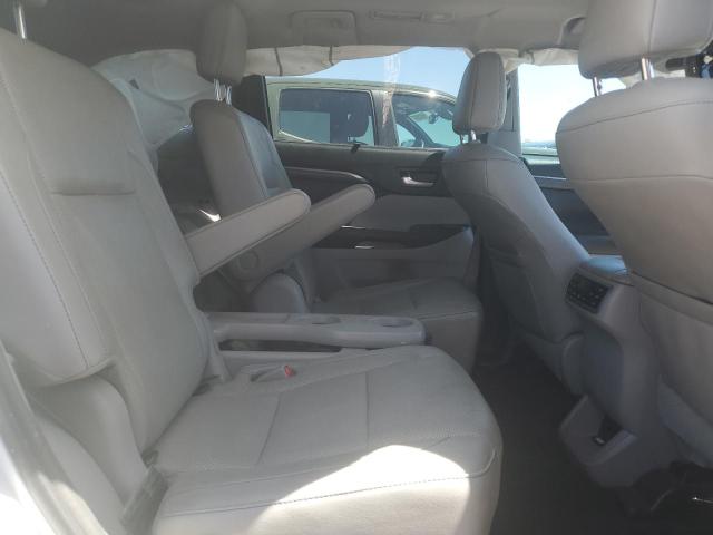 Photo 9 VIN: 5TDDZRFH5JS845532 - TOYOTA HIGHLANDER 