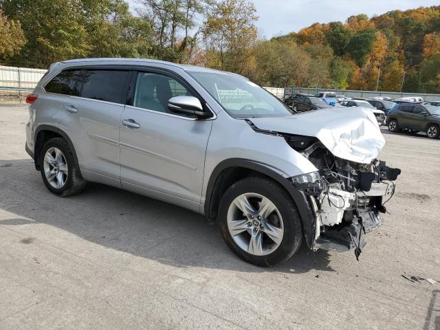 Photo 3 VIN: 5TDDZRFH5JS900934 - TOYOTA HIGHLANDER 