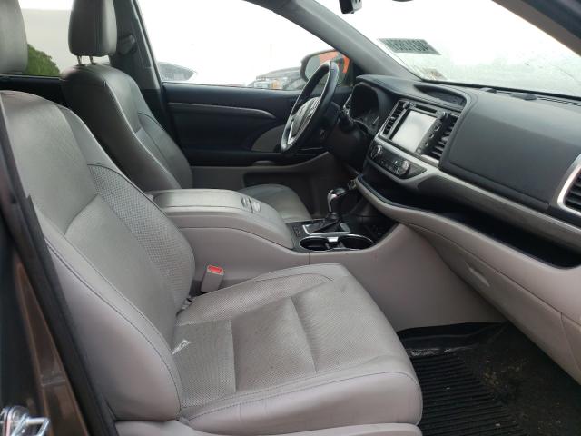 Photo 4 VIN: 5TDDZRFH6HS383850 - TOYOTA HIGHLANDER 