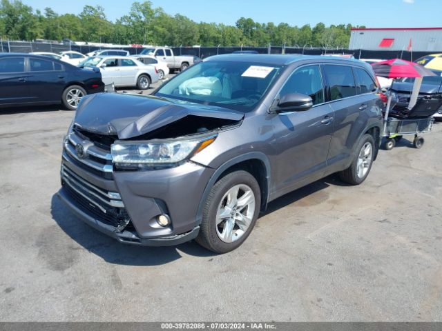 Photo 1 VIN: 5TDDZRFH6JS842297 - TOYOTA HIGHLANDER 