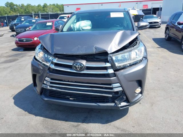 Photo 5 VIN: 5TDDZRFH6JS842297 - TOYOTA HIGHLANDER 