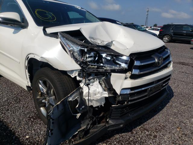 Photo 8 VIN: 5TDDZRFH7HS383338 - TOYOTA HIGHLANDER 