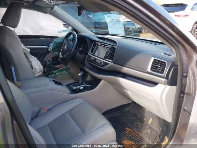 Photo 4 VIN: 5TDDZRFH7HS463920 - TOYOTA HIGHLANDER 