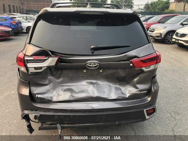 Photo 9 VIN: 5TDDZRFH7JS858590 - TOYOTA HIGHLANDER 