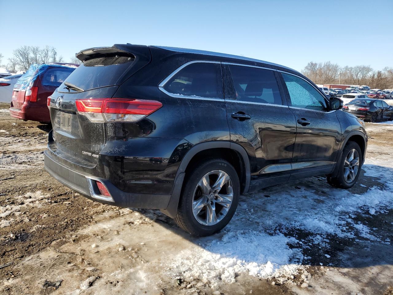 Photo 2 VIN: 5TDDZRFH7JS909022 - TOYOTA HIGHLANDER 