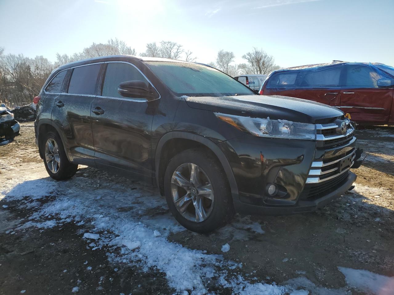 Photo 3 VIN: 5TDDZRFH7JS909022 - TOYOTA HIGHLANDER 