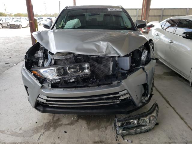 Photo 8 VIN: 5TDDZRFH7KS983865 - TOYOTA HIGHLANDER 