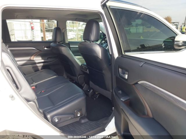 Photo 7 VIN: 5TDDZRFH8JS805641 - TOYOTA HIGHLANDER 