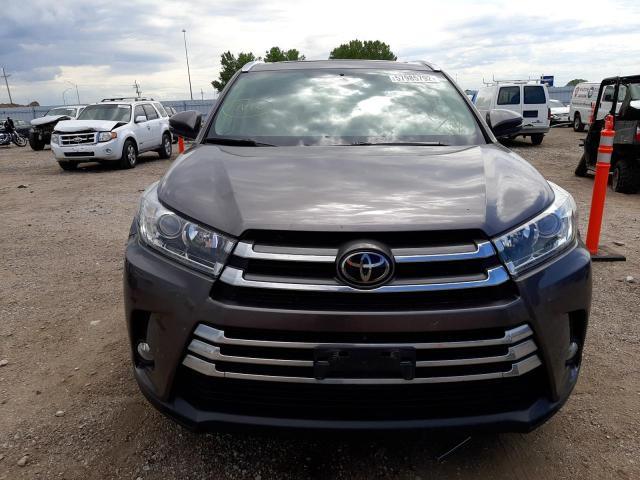 Photo 8 VIN: 5TDDZRFH8JS906436 - TOYOTA HIGHLANDER 