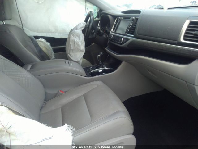 Photo 4 VIN: 5TDDZRFH9HS465443 - TOYOTA HIGHLANDER 